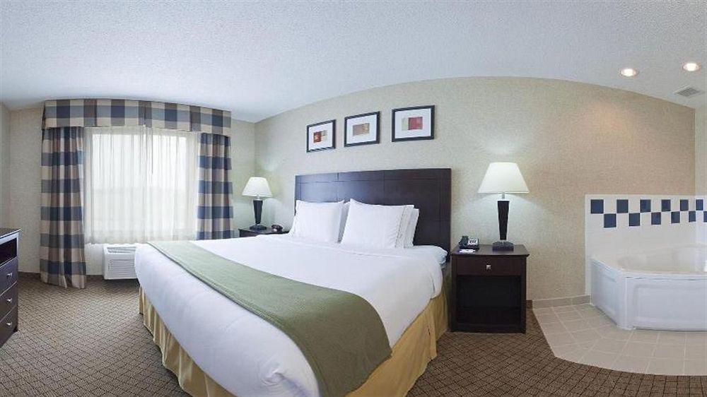 Holiday Inn Express Hotel & Suites Anderson By Ihg Экстерьер фото