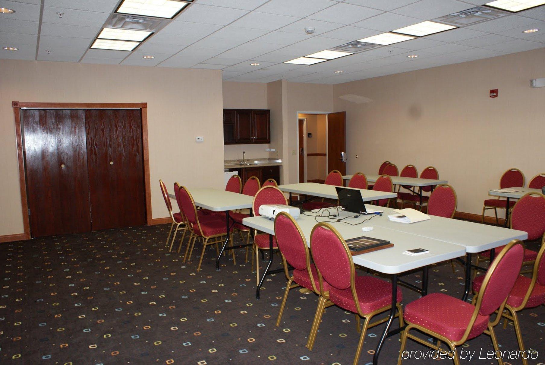 Holiday Inn Express Hotel & Suites Anderson By Ihg Удобства фото